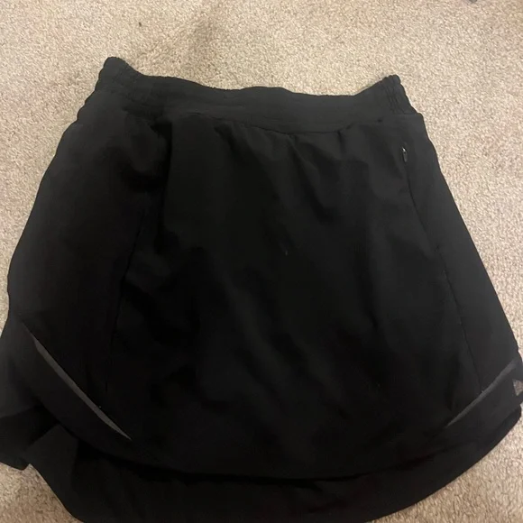 lululemon athletica Women's Black Skirt - Picture 4 of 8
